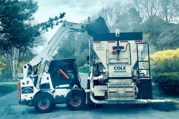 600x400-cole-truck-equipment-loader