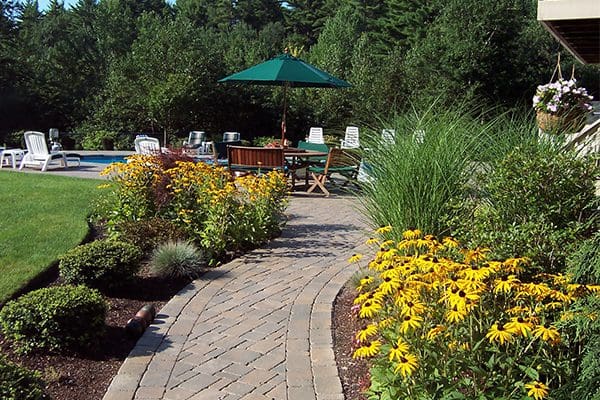 600x400-plant-health-care-walkway1