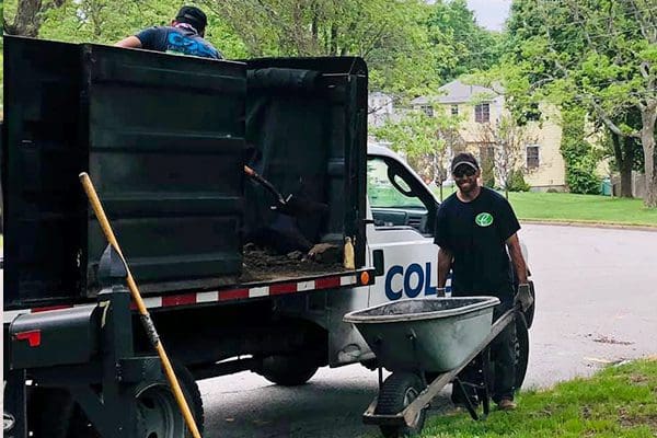 600x400-team-truck-mulch